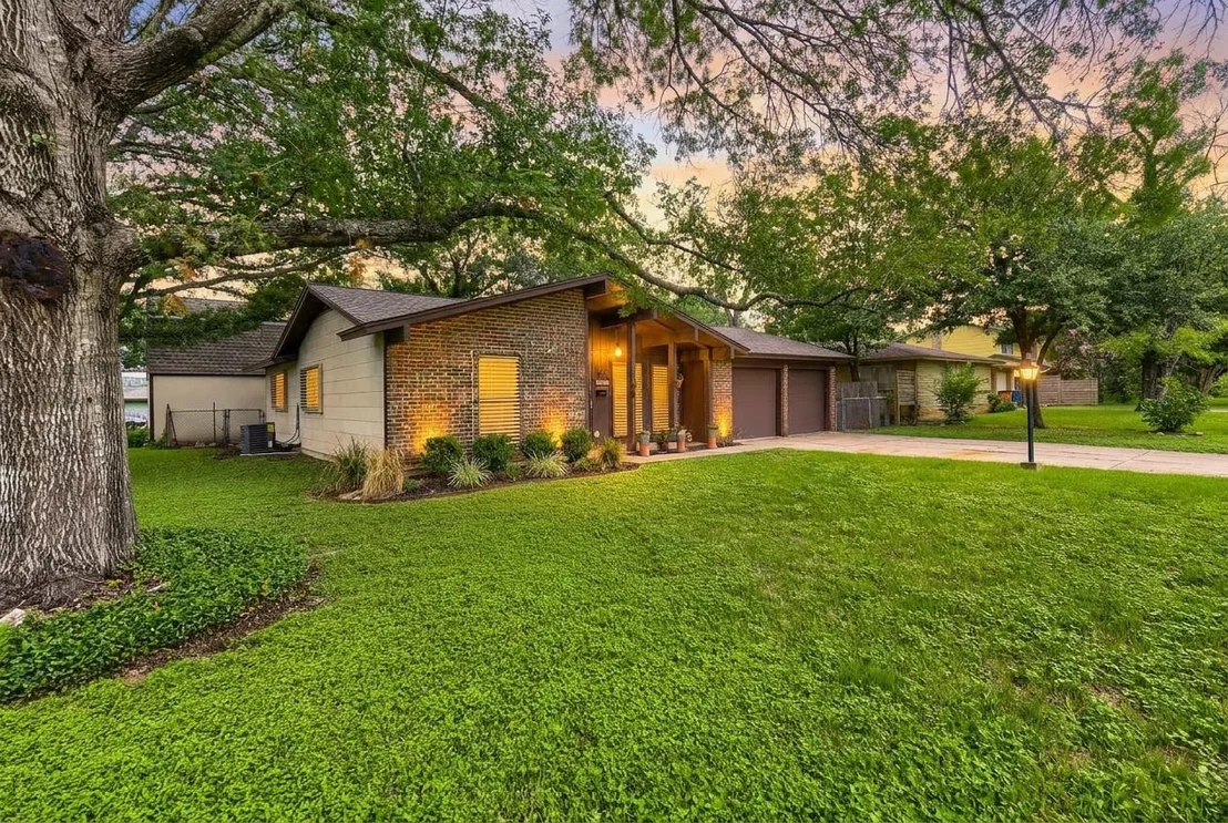 Photo of 5001 Creekline DR