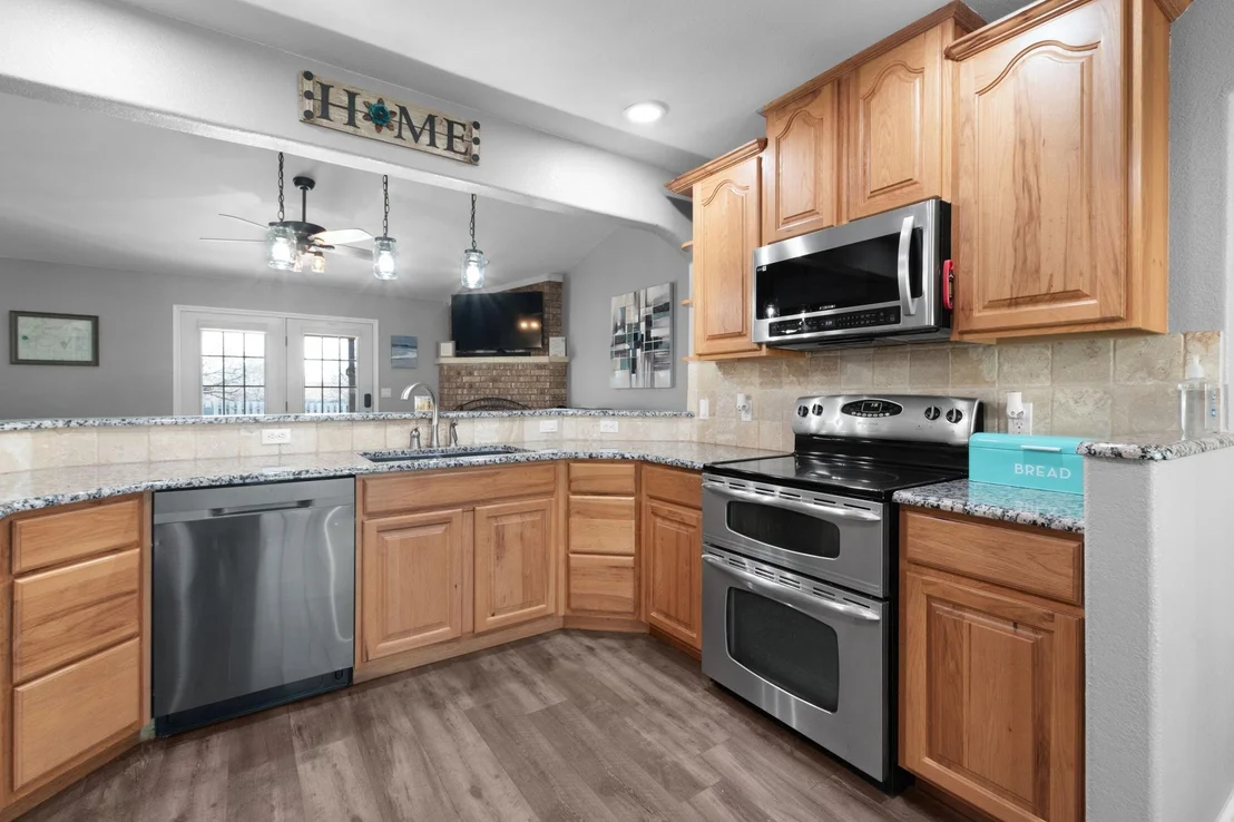 Photo of 1303 Adam Ave