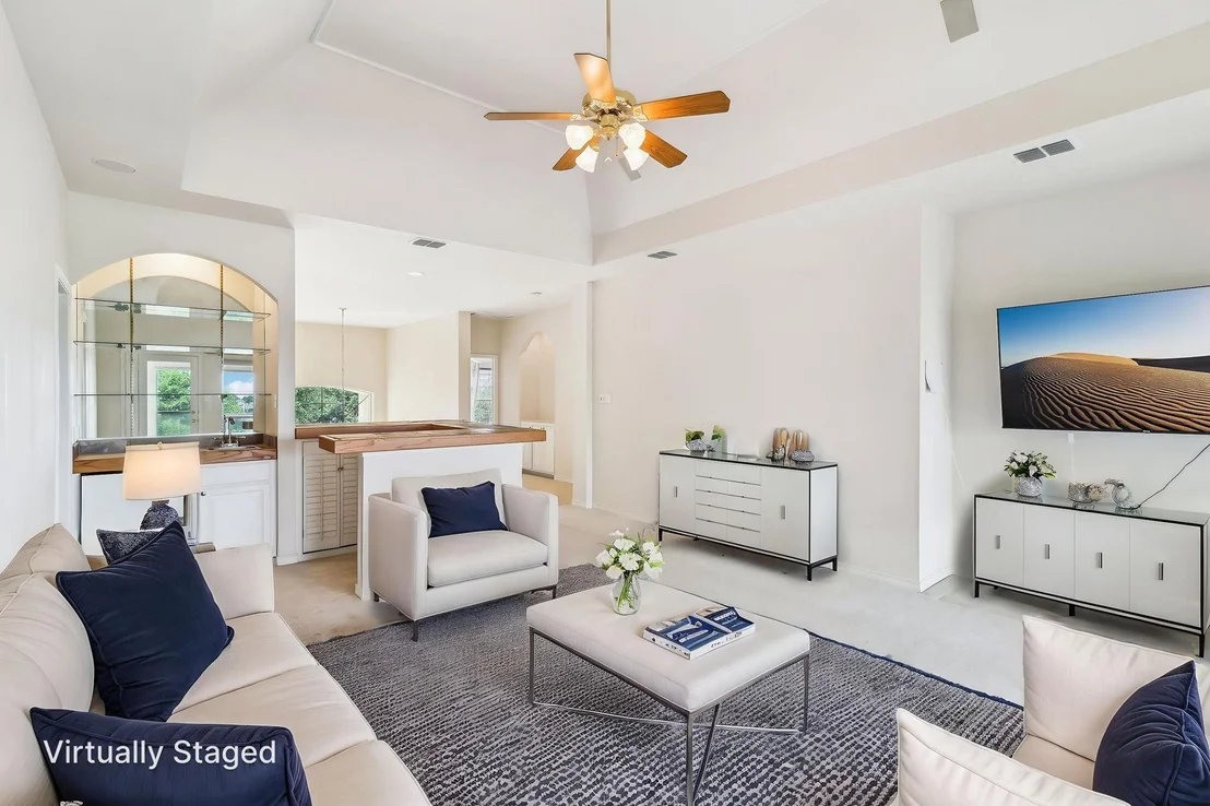Photo of 7100 Valburn DR