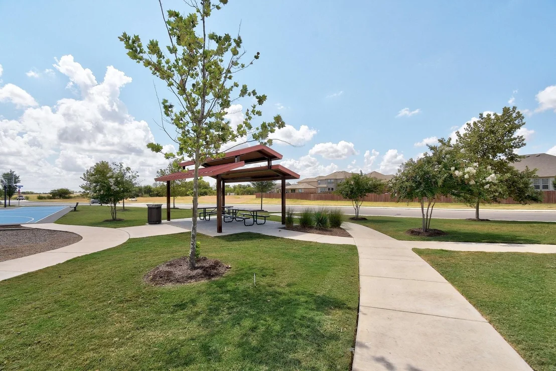 Photo of 335 Alamosa DR