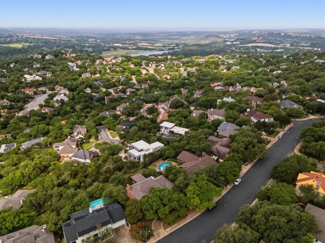 Photo of 5918 Mountain Villa DR