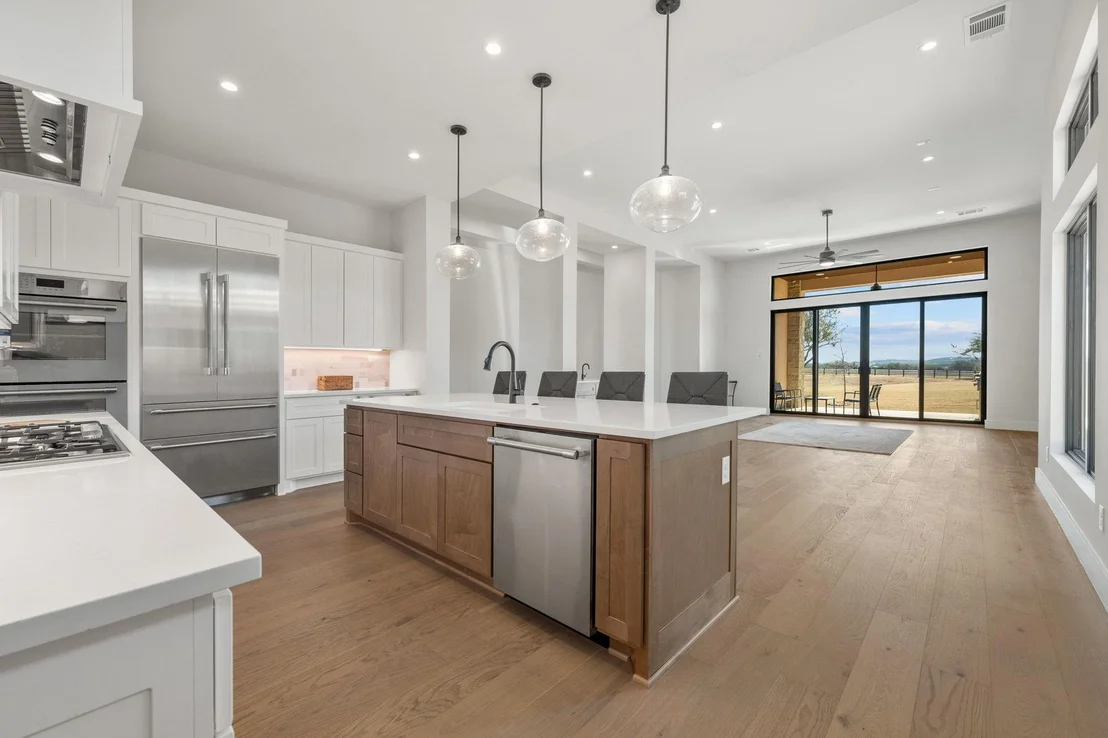 Photo of 2401 KAHALA SUNSET DR