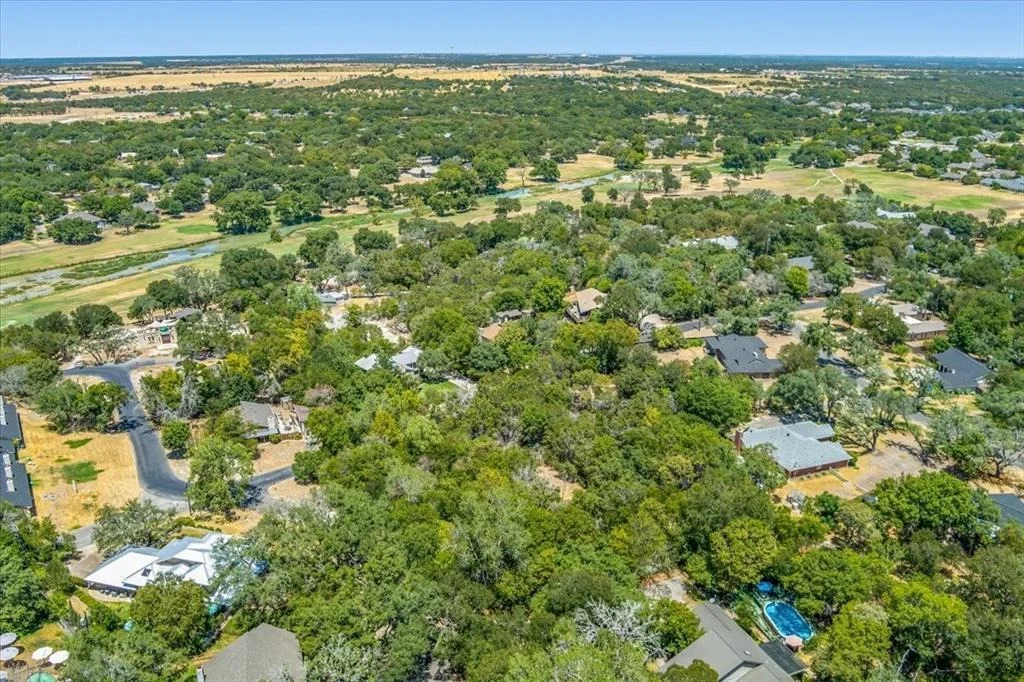 Photo of 717 Willow Creek RD