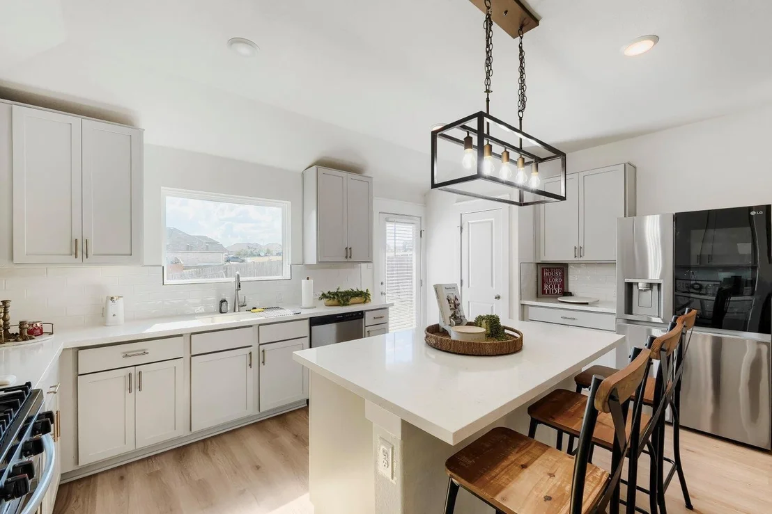 Photo of 174 Shackleton DR