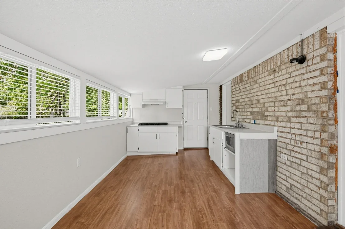 Photo of 1805 Hammond DR