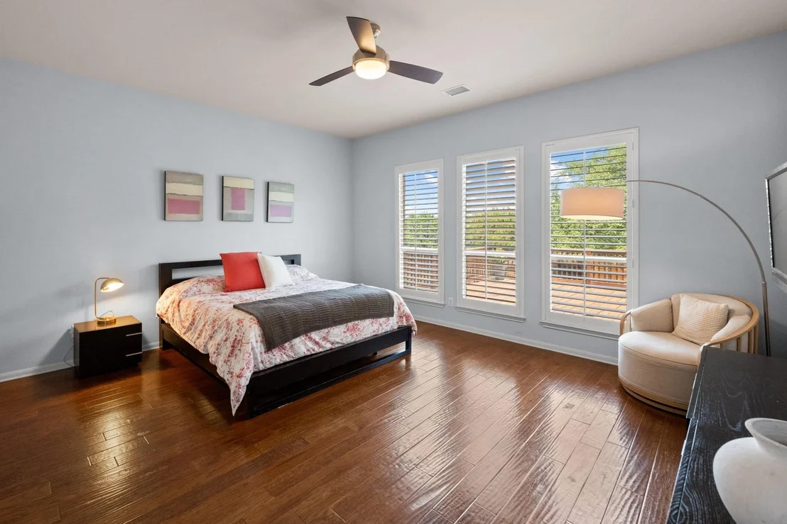 Photo of 490 Aspen DR