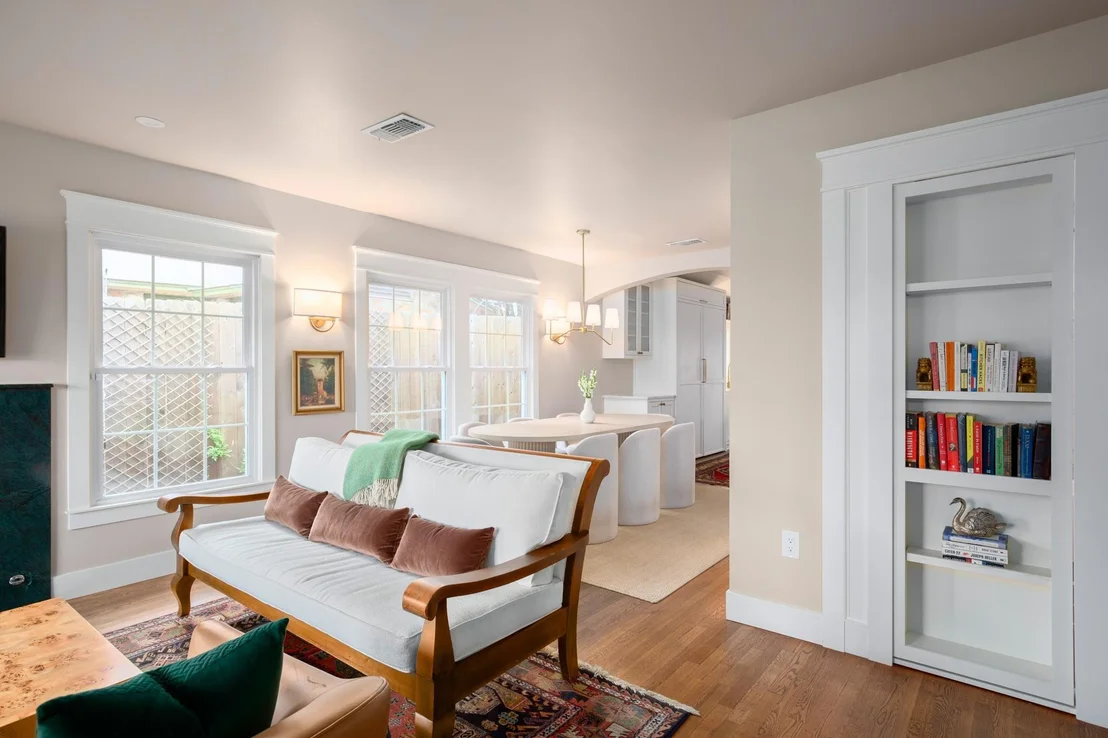 Photo of 2109 Travis Heights BLVD
