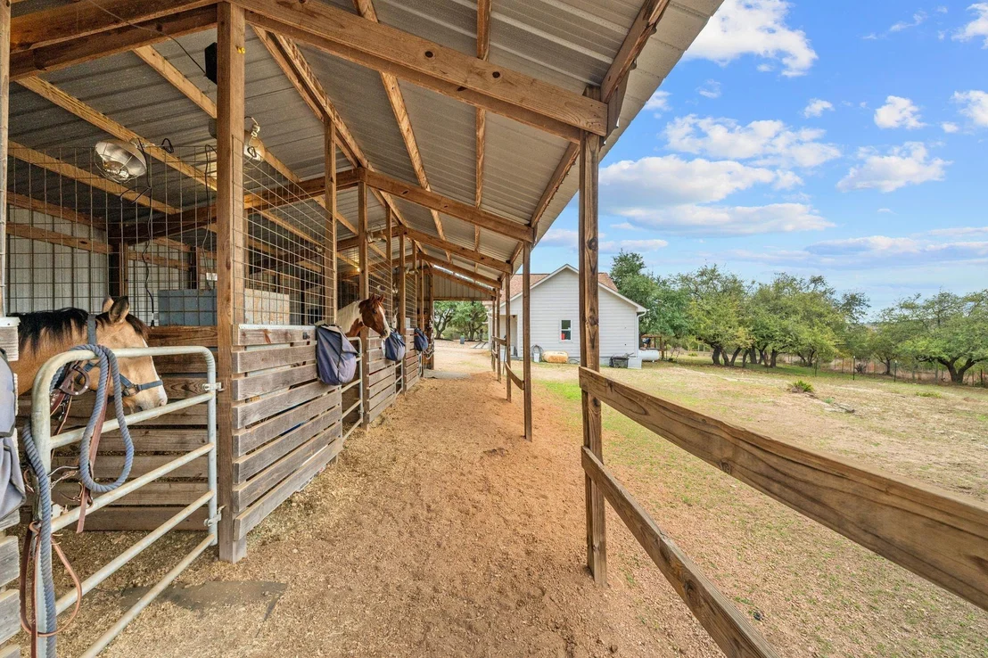 Photo of 401 Ranchview RD