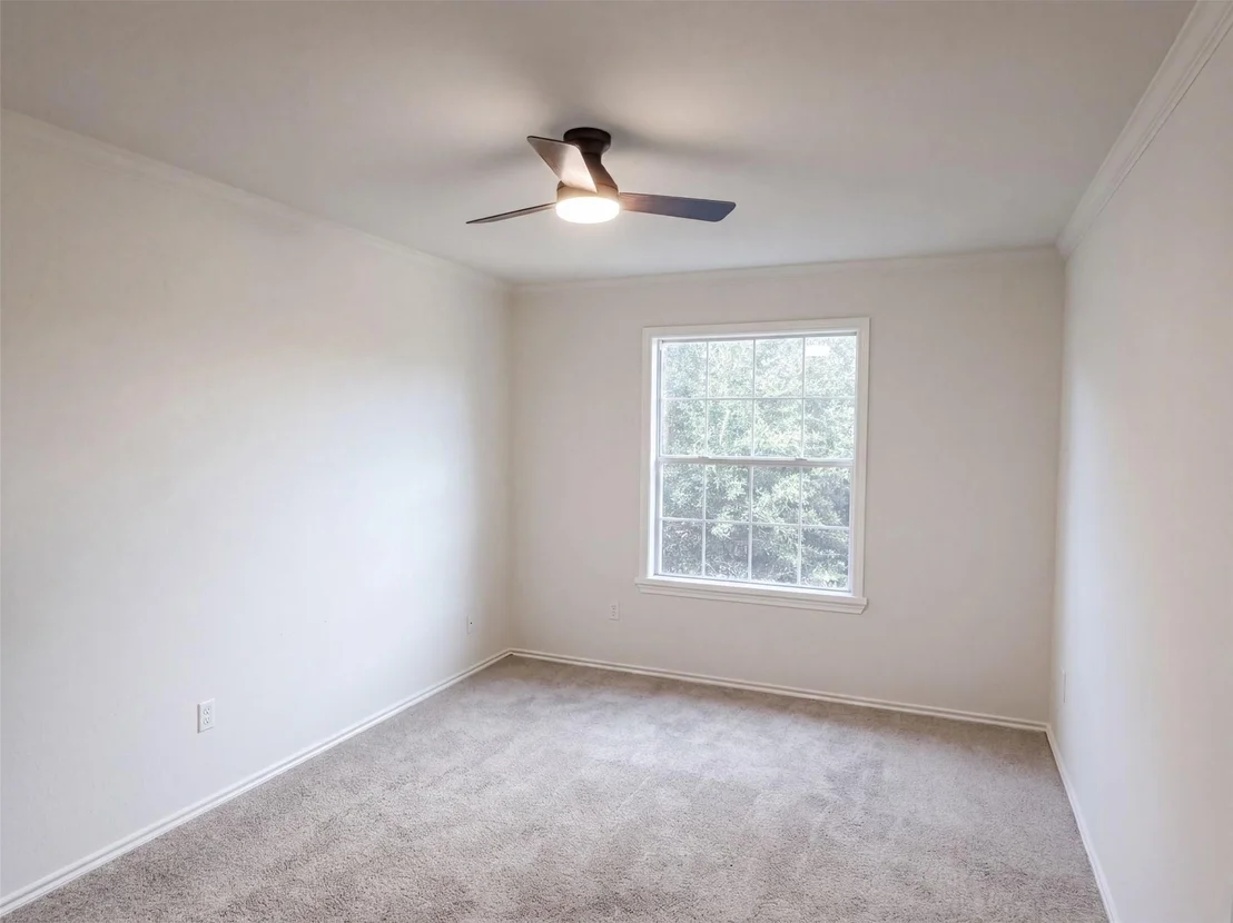 Photo of 101 Gillespie LN