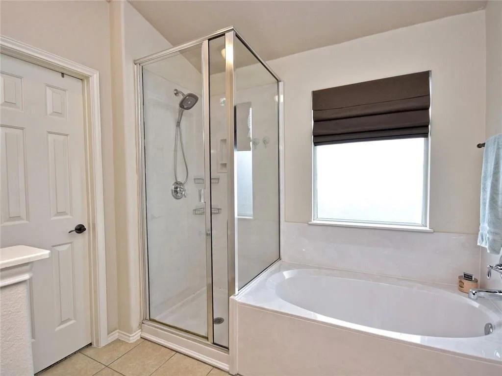 Photo of 1206 Hensley DR