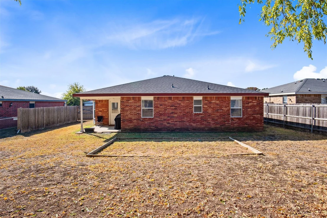 Photo of 4311 Waterproof DR