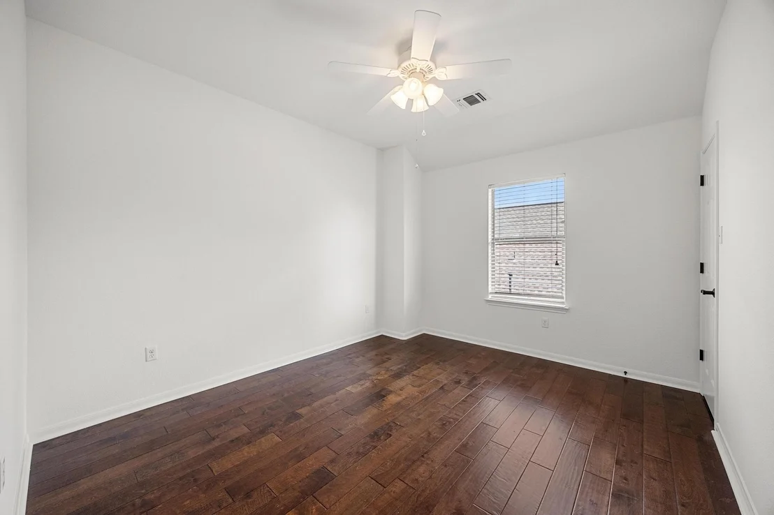 Photo of 100 Navigator DR