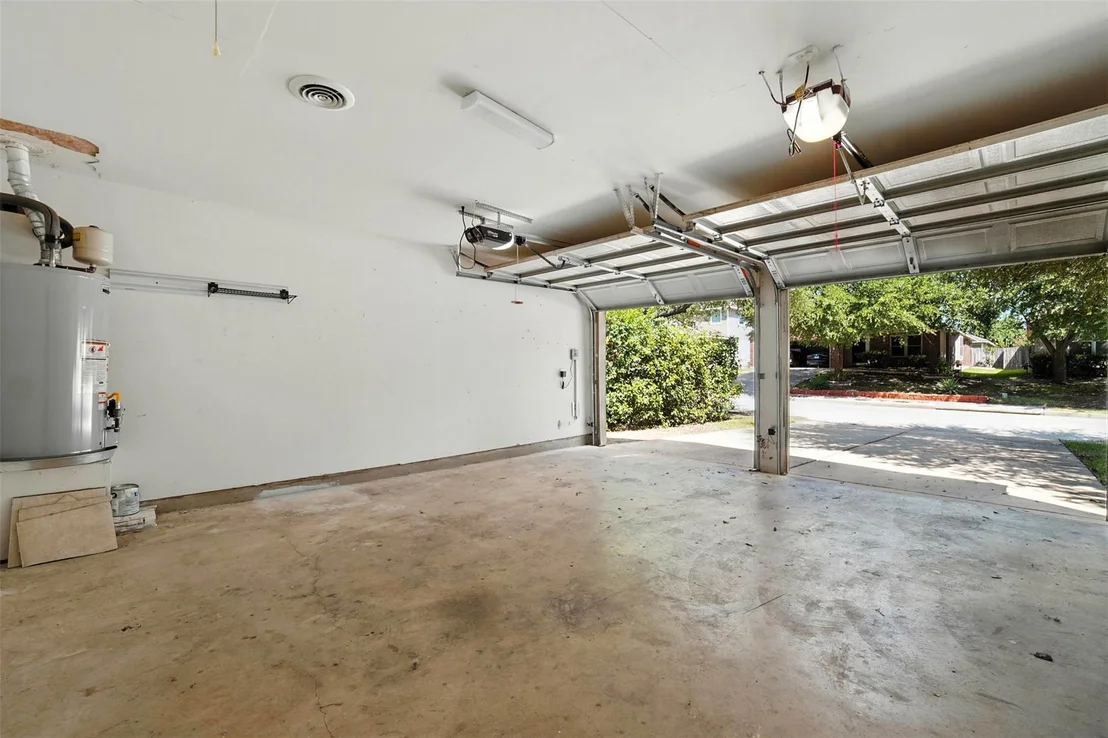 Photo of 1218 Mathias ST