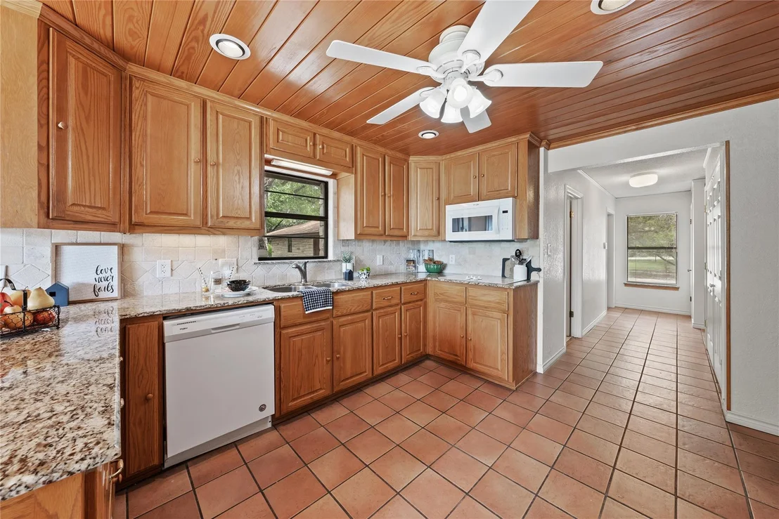 Photo of 11105 Highview DR