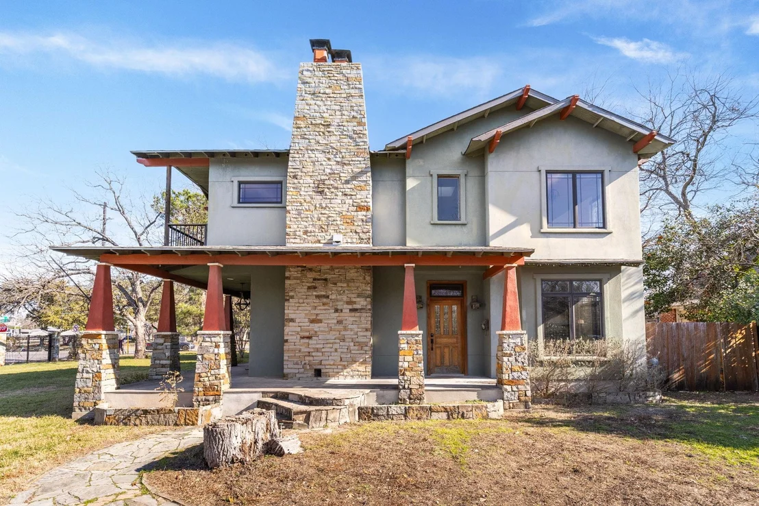 Photo of 2203 Lindell Ave