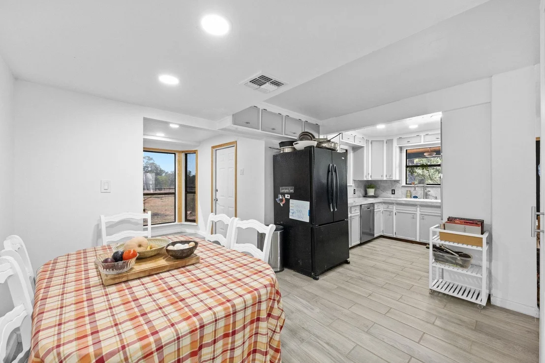 Photo of 376 Jones RD
