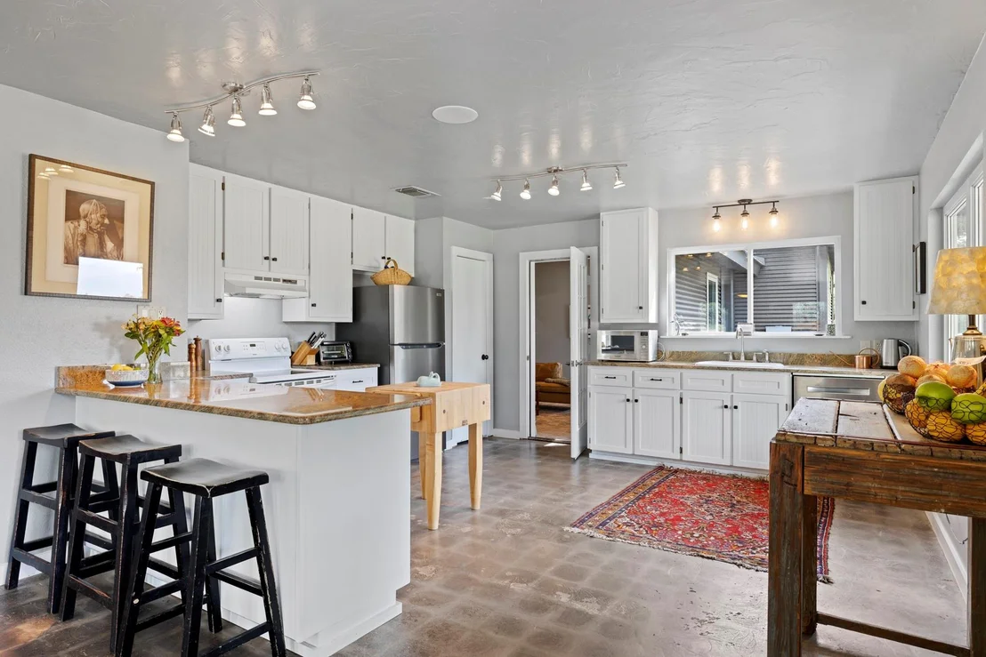 Photo of 713 Ranch Road 1320