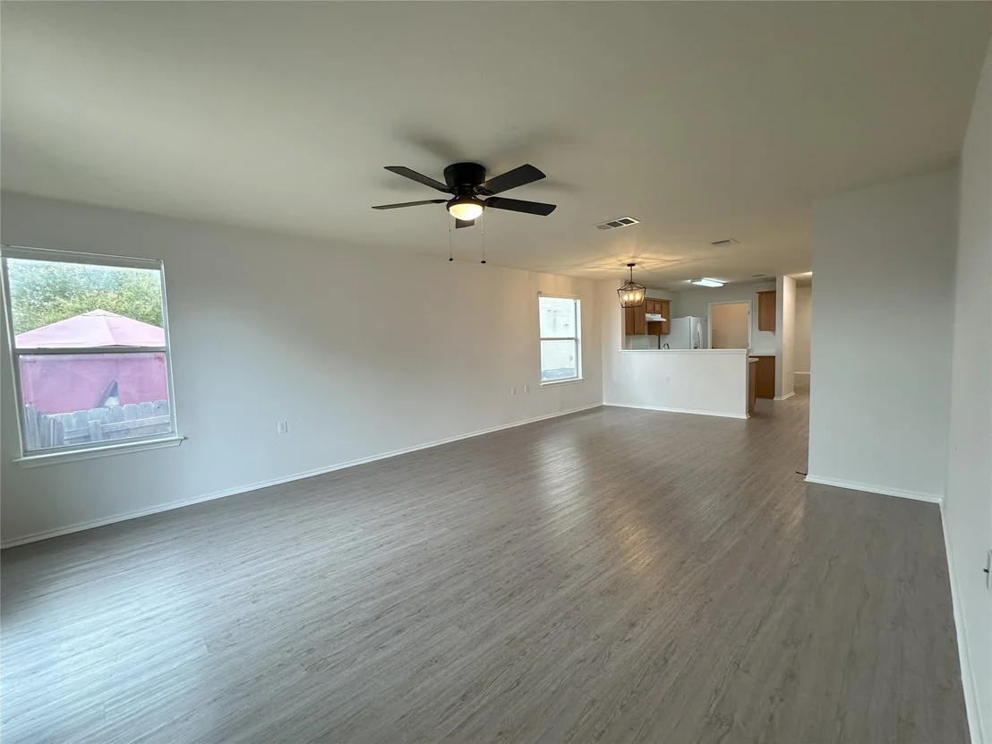 Photo of 5221 Krueger LN
