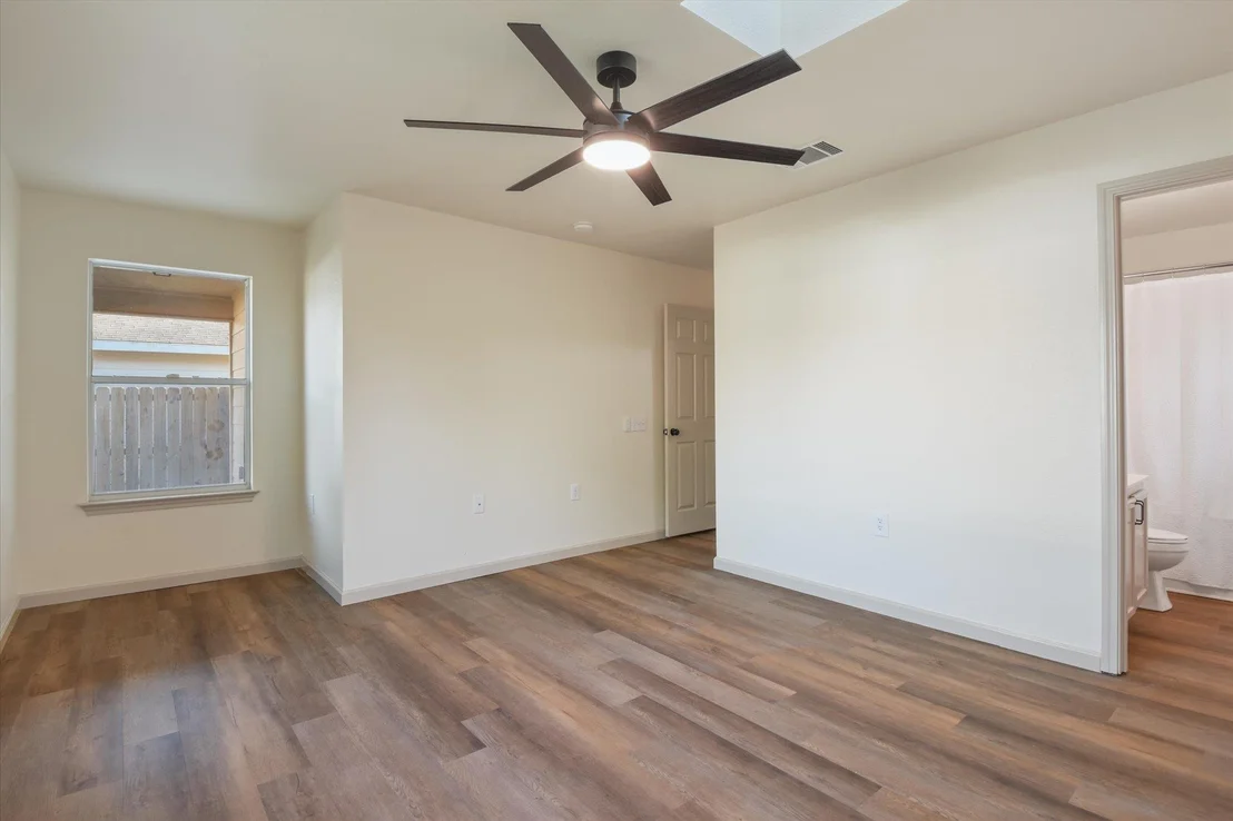 Photo of 5713 Las Alas TRL