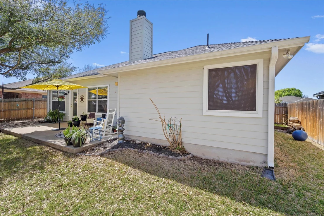 Photo of 2808 Zachary LN