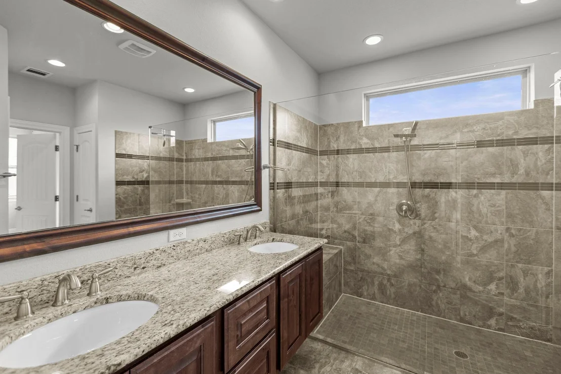Photo of 205 Cherokee Rose CIR
