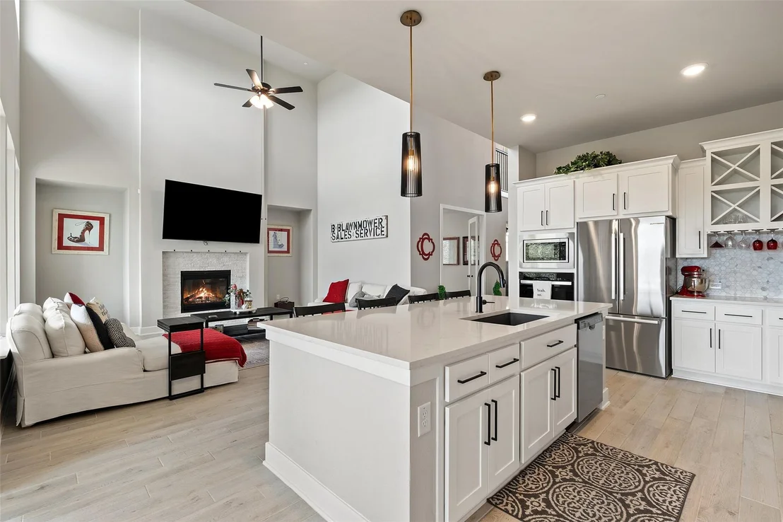 Photo of 17804 Hattie TRCE