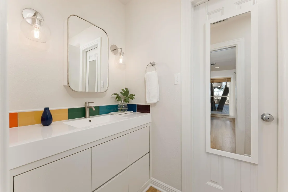 Photo of 902 Bluebonnet LN