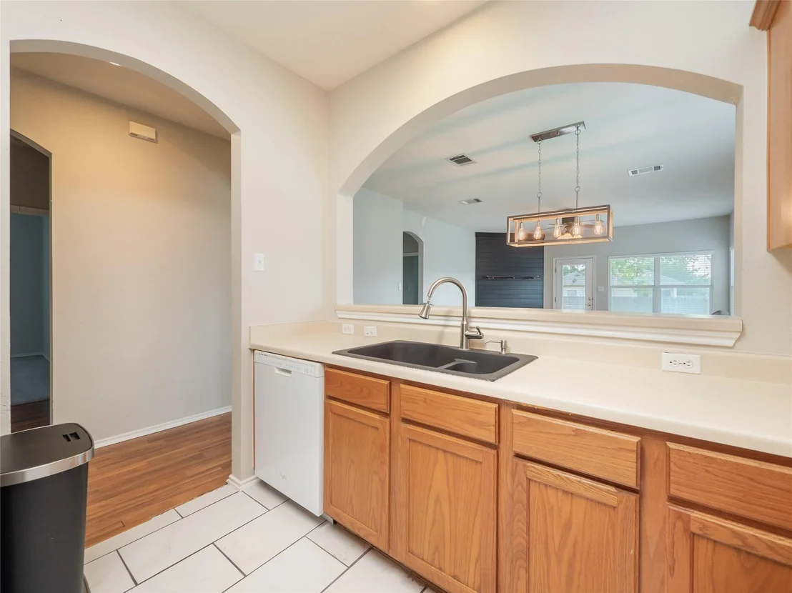 Photo of 115 N Brown ST