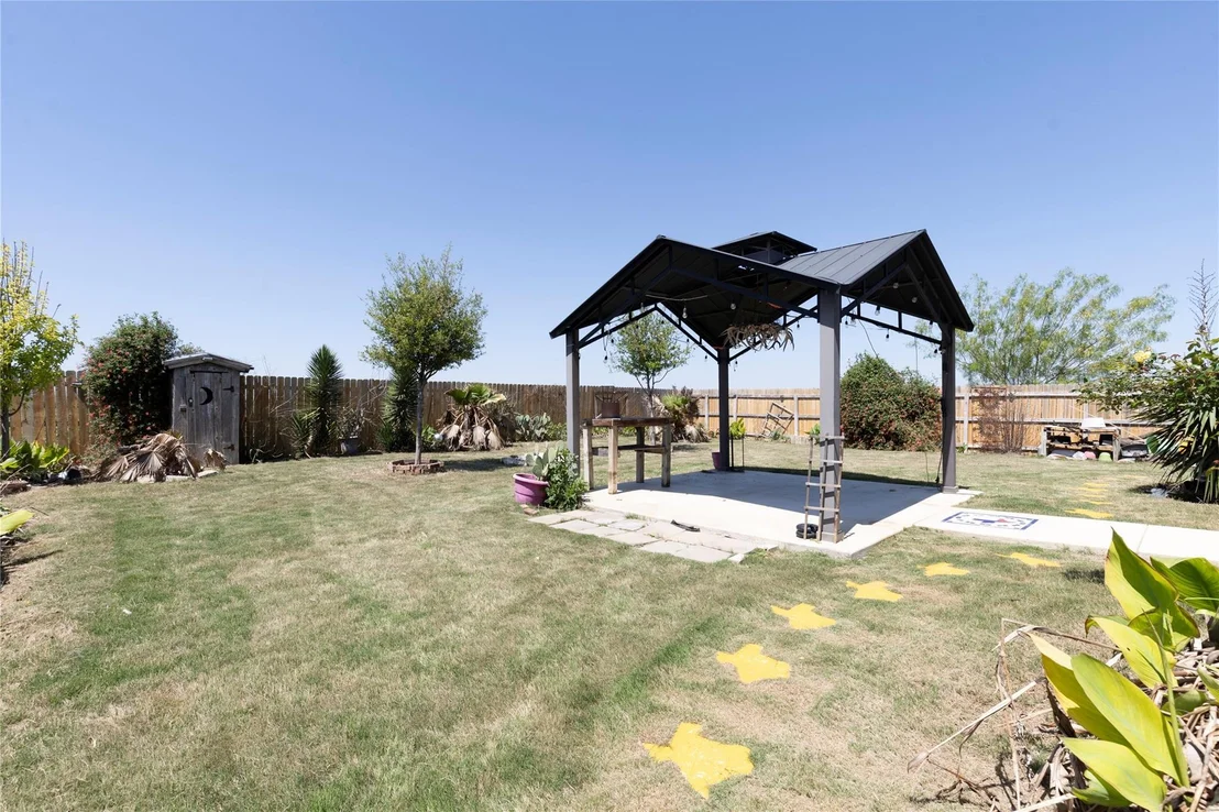 Photo of 1458 Violet LN