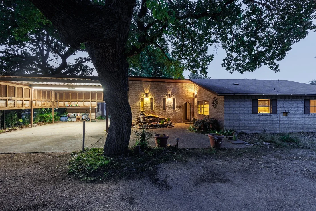 Photo of 400 County Road 131