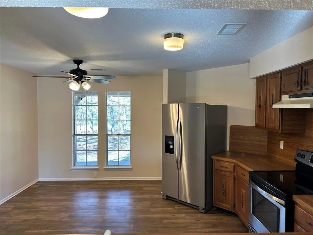 Photo of 1047 Private Road 3022