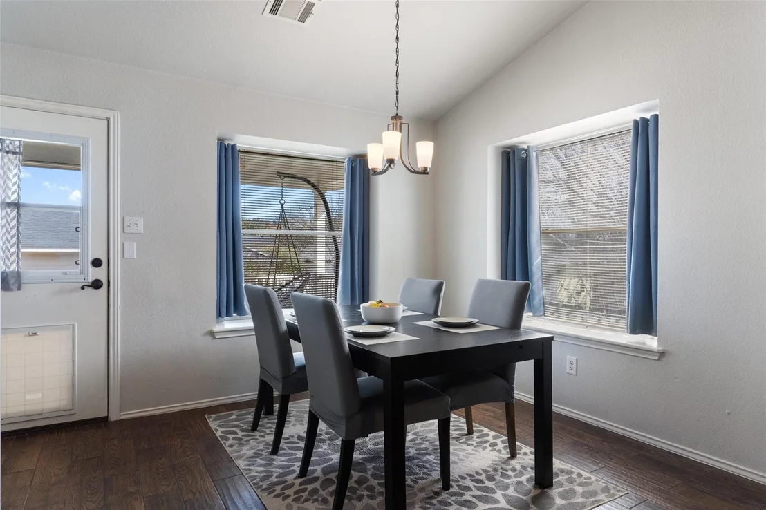 Photo of 4177 Mather