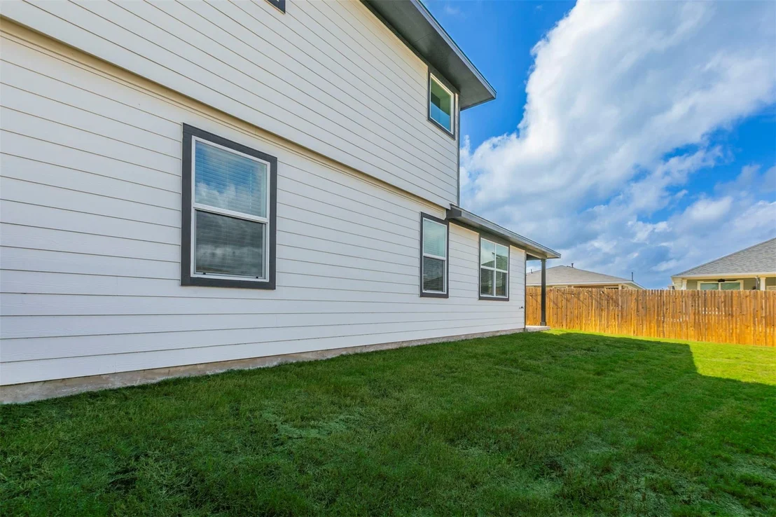 Photo of 121 Parryi CV