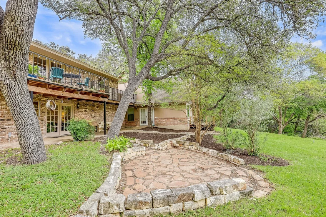 Photo of 9 Inwood CIR