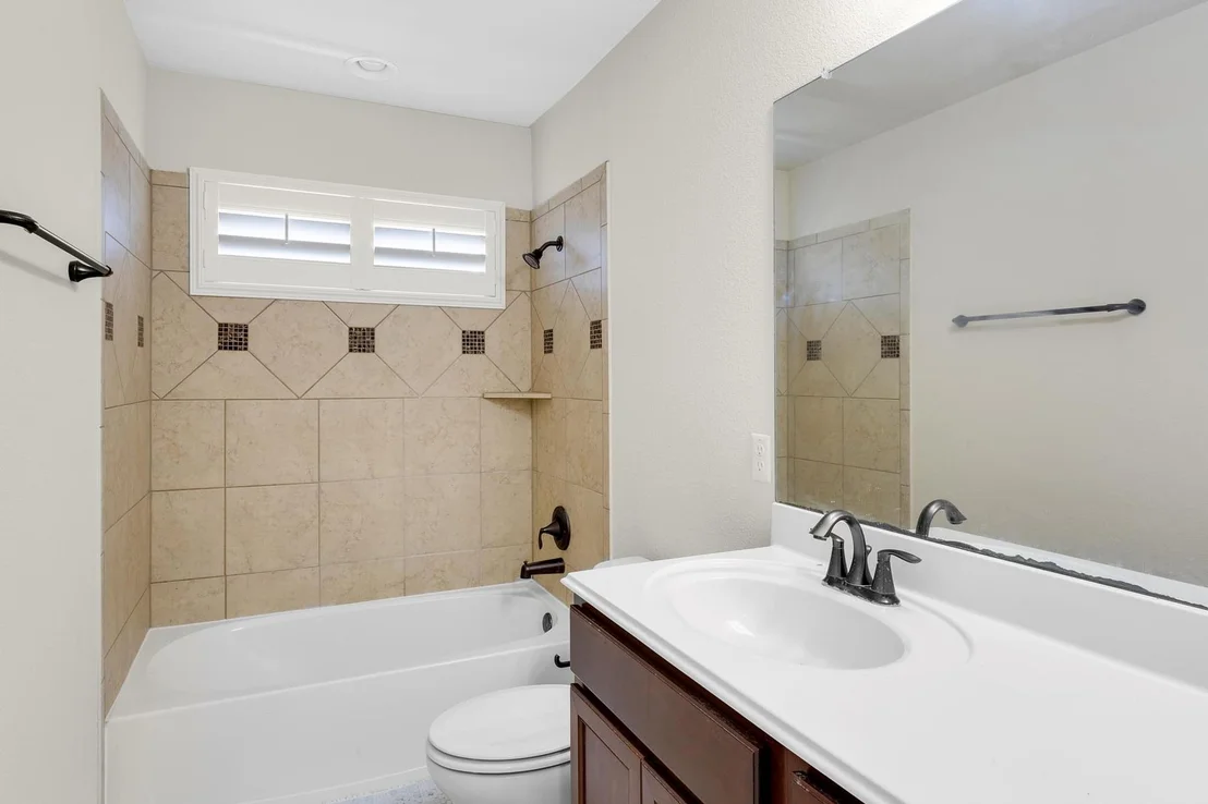 Photo of 687 Ledgestone DR