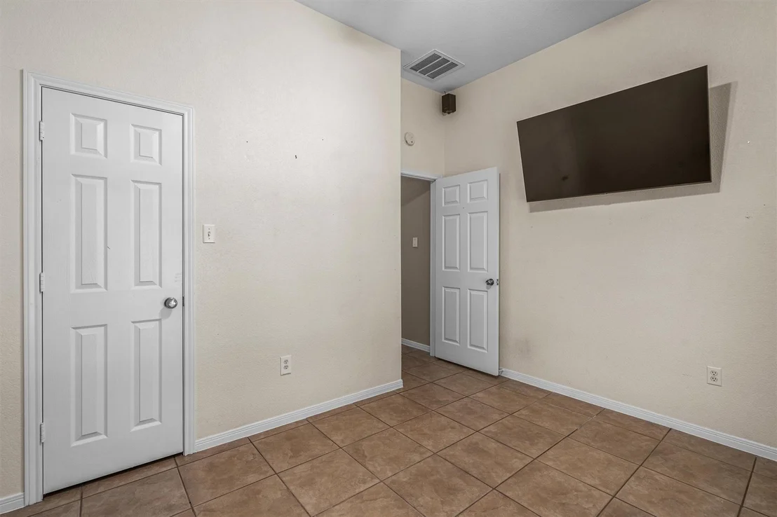 Photo of 130 Jesse James DR