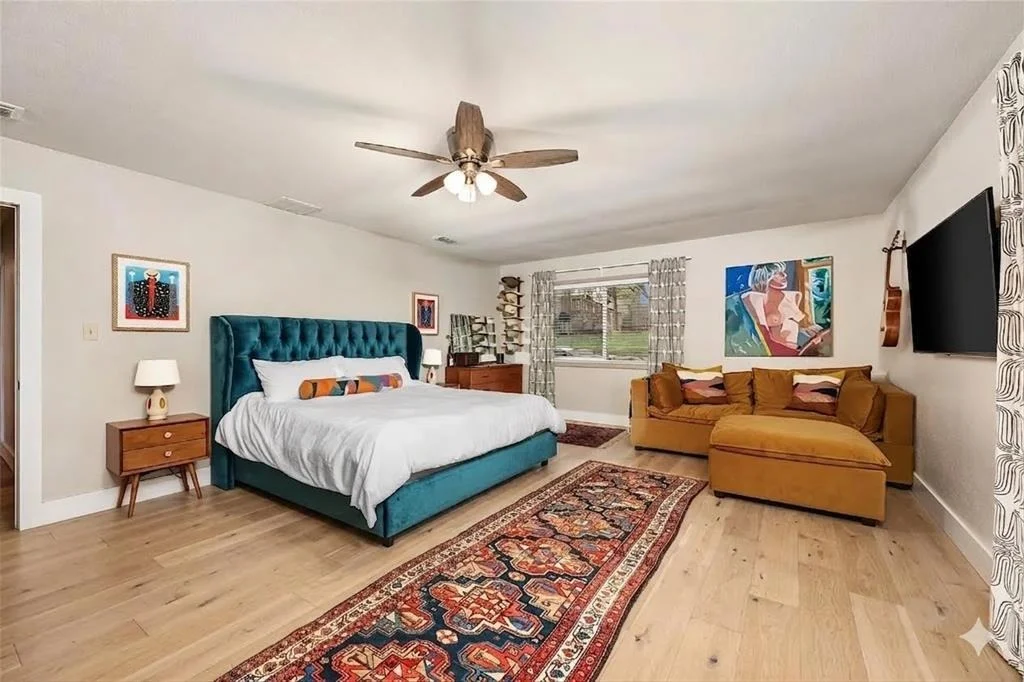 Photo of 2210 Red Fox RD