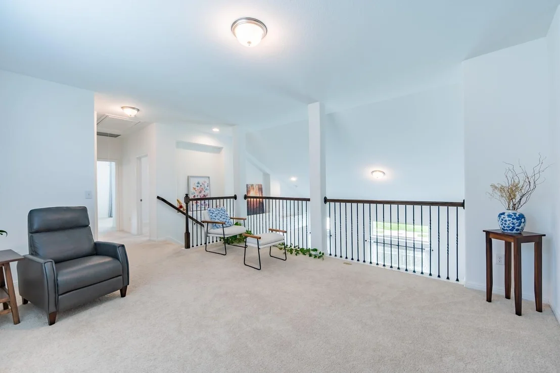 Photo of 169 Mayney LN