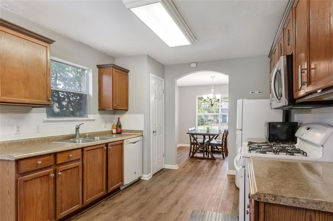 Photo of 3800 Hickox DR