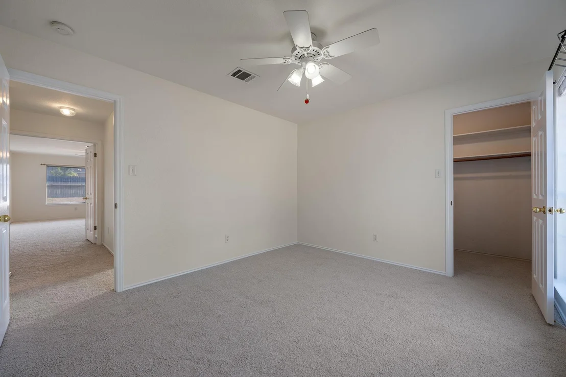 Photo of 1207 Rolling Ridge DR
