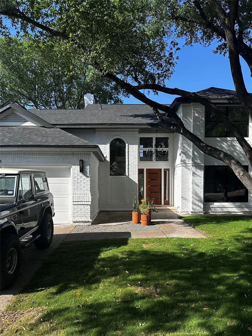 Photo of 4328 Far West BLVD