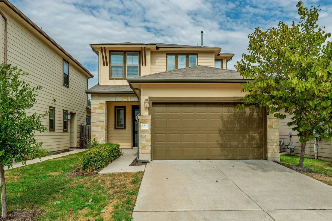 Photo of 13513 Feldspar DR