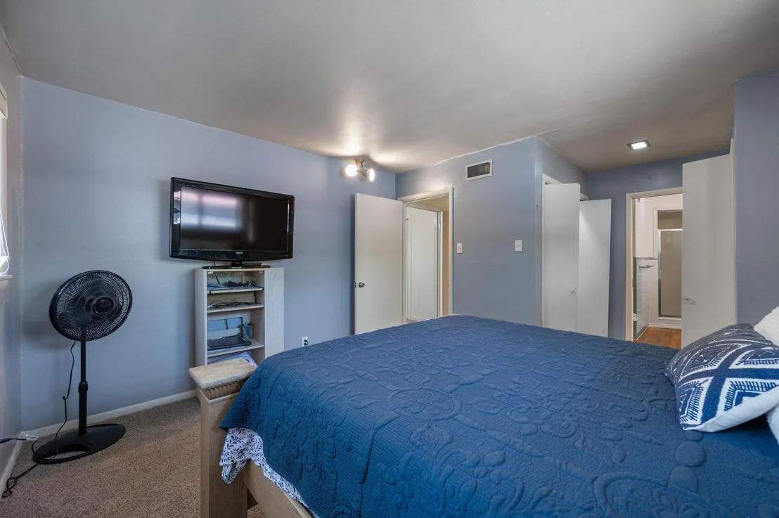 Photo of 2605 N 13th ST