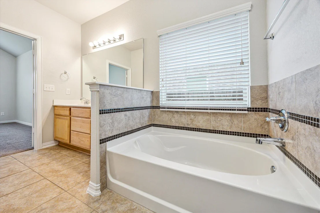 Photo of 716 Bonnet BLVD