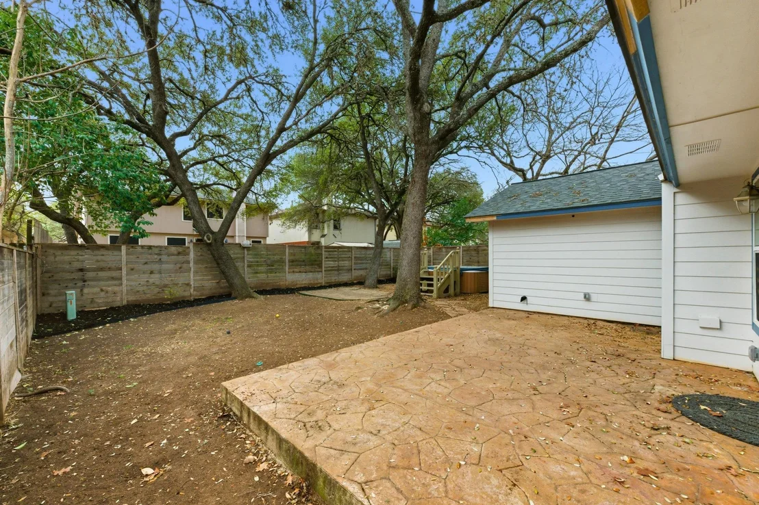 Photo of 723 Shade Tree DR