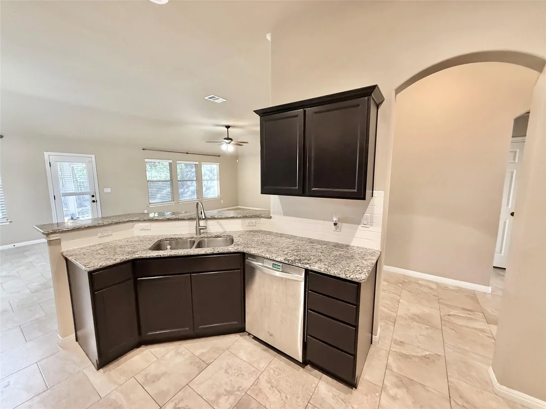 Photo of 1205 Drake Elm DR