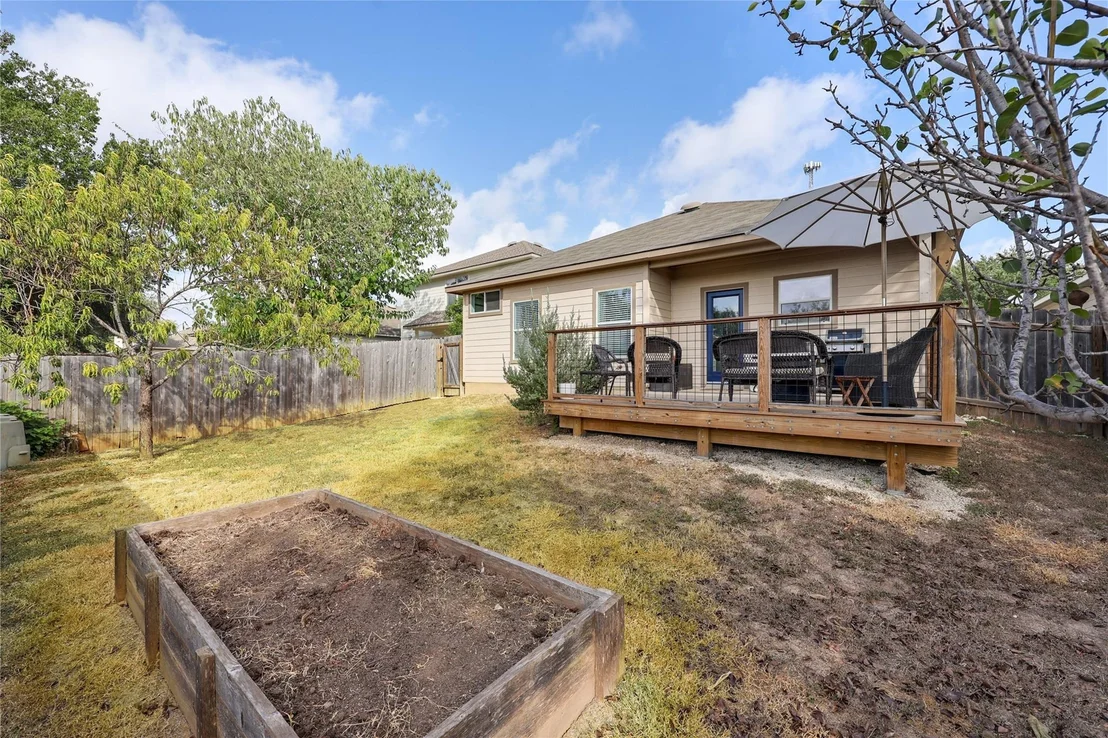 Photo of 2103 Charlotte Estates DR