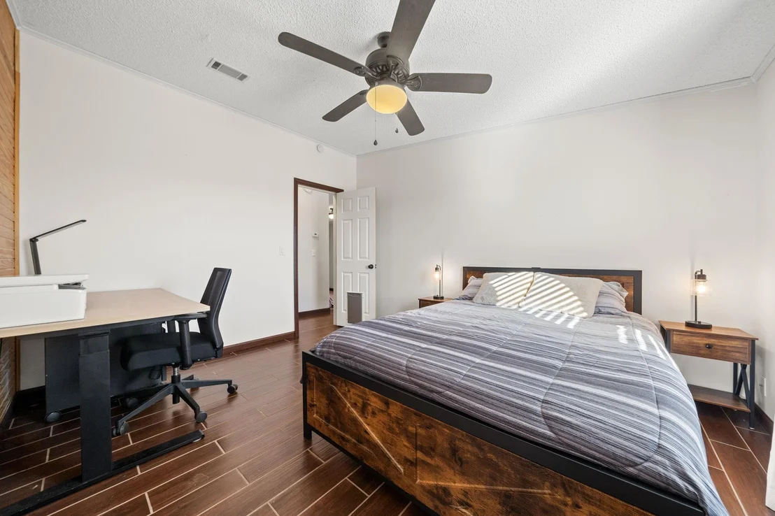 Photo of 28609 Paradise Manor DR