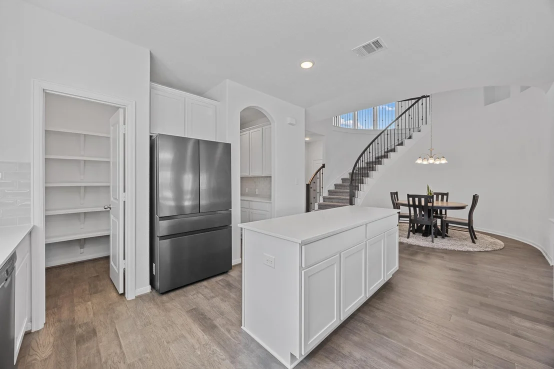 Photo of 5945 Agostino DR