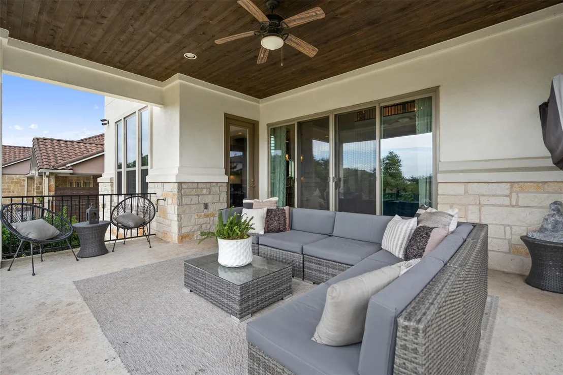 Photo of 408 Prosecco PL